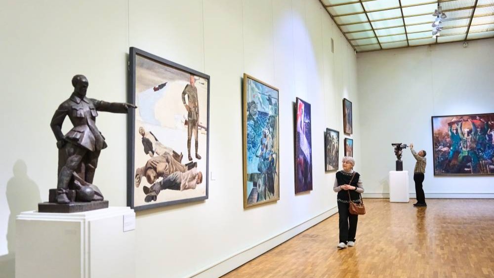 Вице-мэр Ракова: Ко Дню старшего поколения для участников «Московского долголетия» подготовили бесплатную экскурсию в Третьяковке